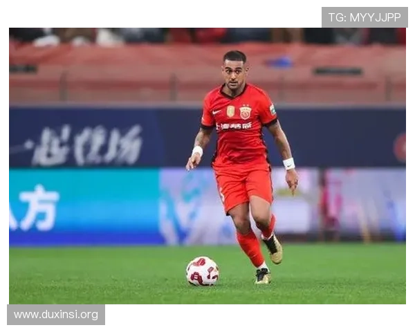 东体：多队争加布里埃尔 海港冷静谈判